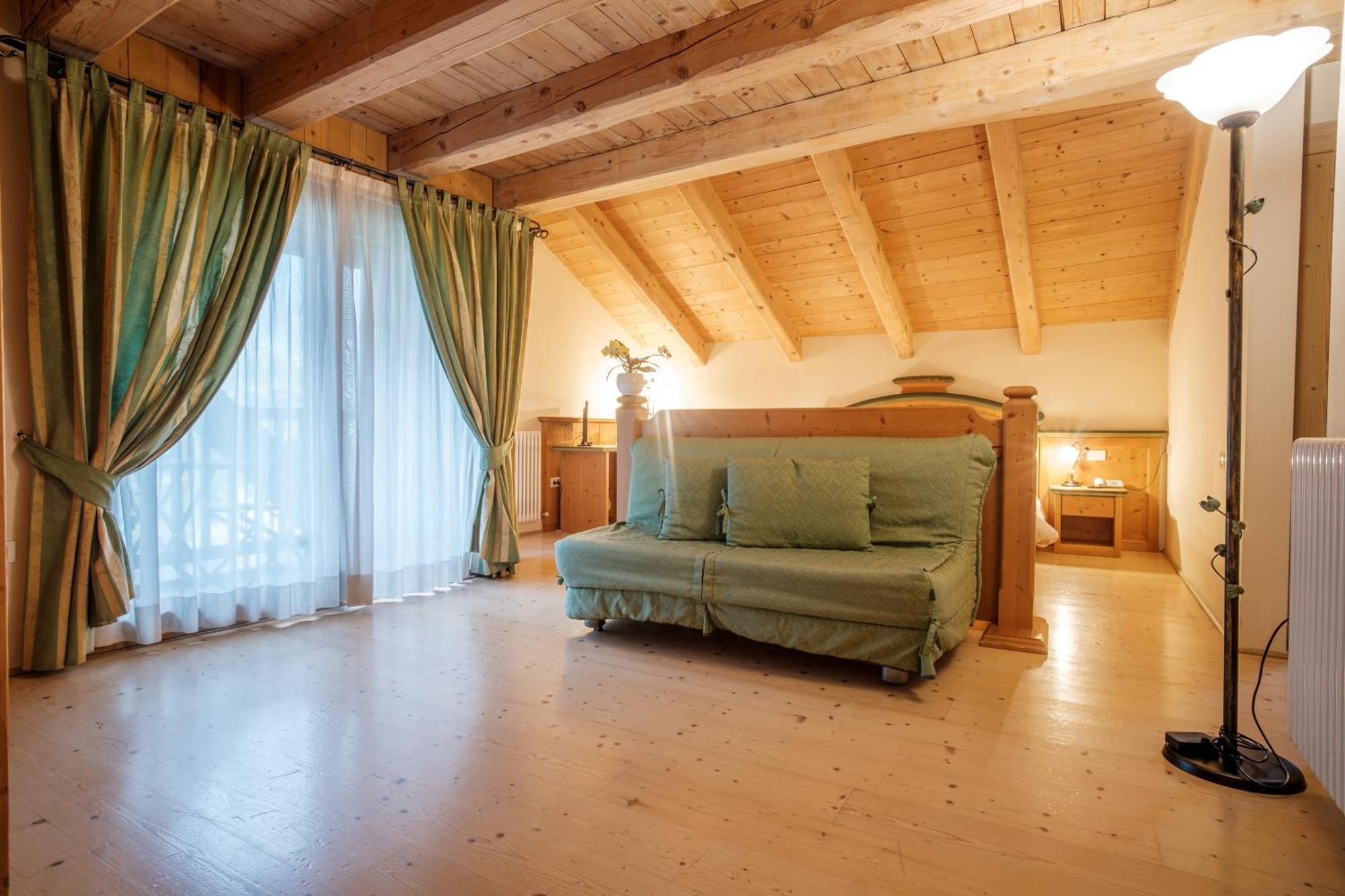 Casa Moresc Spiazzo  Zimmer foto